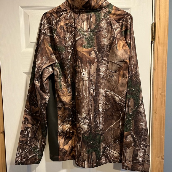 Other - Under armour real tree camo pull over.  New with tags